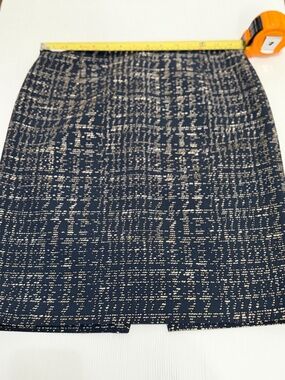 T Tahari Navy Blue & Metallic Gold Tweed Pencil Skirt - Size 6